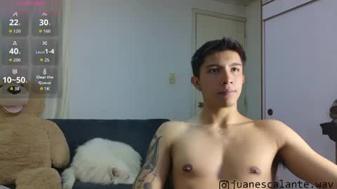 Snapshot of thesaint_xxx chatting on 06/18/26, 11:42 thesaint_xxx online show from 06/18/26, 11:42