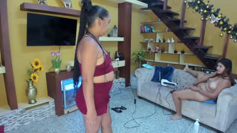 Sindy milf Geltrudis Apolo Tyler and the husban cuckold Patrick online show from 12/10/24, 07:32