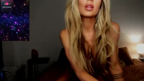 Selina Kyle online show from 06/03/26, 04:12