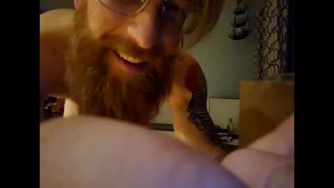 Snapshot of theshade124 chatting on 01/29/25, 05:40 theshade124 online show from 01/29/25, 05:40