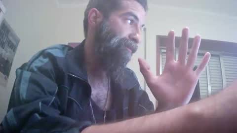 Snapshot of thesixpack_ chatting on 06/10/26, 11:57 thesixpack_ online show from 06/10/26, 11:57
