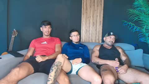 thestraightroom online show from 04/01/26, 01:41