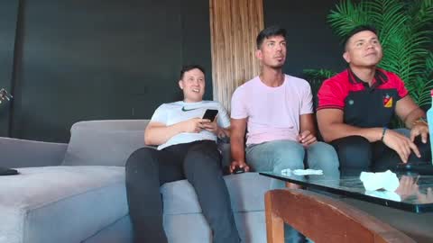 thestraightroom online show from 04/16/26, 09:39