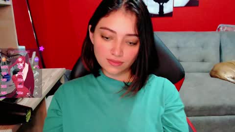 Snapshot of thesweethari chatting on 01/31/25, 09:16 I dont do real meetings My bio online show from 01/31/25, 09:16