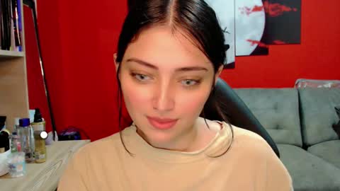 Snapshot of thesweethari chatting on 02/27/25, 12:54 I dont do real meetings My bio online show from 02/27/25, 12:54