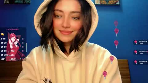 Snapshot of thesweethari chatting on 12/14/25, 04:07 I dont do real meetings My bio online show from 12/14/25, 04:07