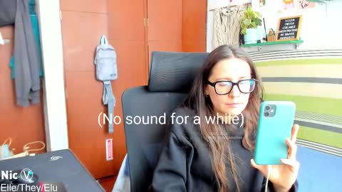 Nicole online show from 03/19/26, 06:56