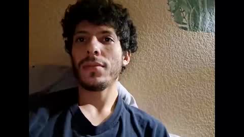 Snapshot of theturtleshead chatting on 09/26/25, 07:01 theturtleshead online show from 09/26/25, 07:01