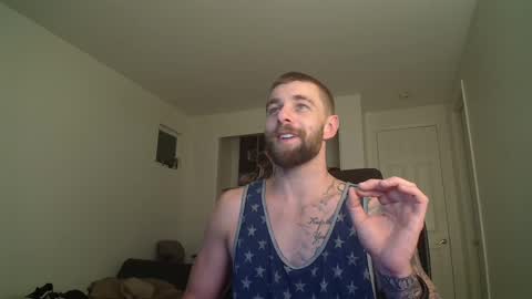 Snapshot of theufcfan_8181 chatting on 09/25/25, 07:23 troy online show from 09/25/25, 07:23