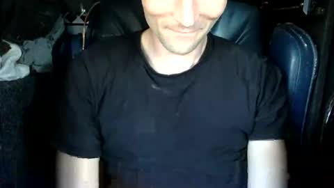 Snapshot of thewhat4567 chatting on 04/15/26, 09:48 thewhat4567 online show from 04/15/26, 09:48