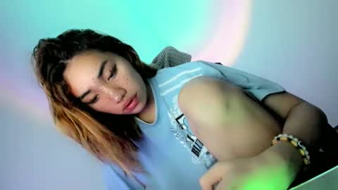 stella online show from 10/07/25, 03:42