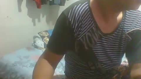 Snapshot of theye2026 chatting on 03/31/26, 10:54 theye2026 online show from 03/31/26, 10:54