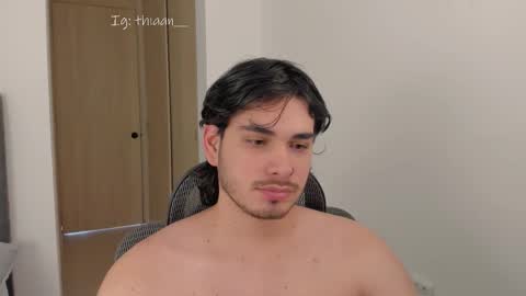 Snapshot of thiaan__ chatting on 01/17/26, 09:51 thiaan__ online show from 01/17/26, 09:51