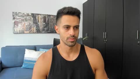 Snapshot of thiago_driussi chatting on 12/19/25, 04:03 thiago_driussi online show from 12/19/25, 04:03