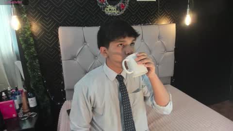 thiago online show from 11/24/25, 01:00