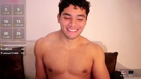 Snapshot of thiago_l chatting on 02/23/25, 03:35 Just Thiago online show from 02/23/25, 03:35