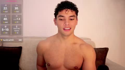 Snapshot of thiago_l chatting on 02/23/25, 06:34 Just Thiago online show from 02/23/25, 06:34