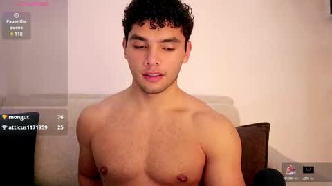 Snapshot of thiago_l chatting on 02/28/25, 03:59 Just Thiago online show from 02/28/25, 03:59