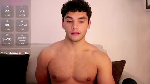 Snapshot of thiago_l chatting on 03/04/25, 01:12 Just Thiago online show from 03/04/25, 01:12