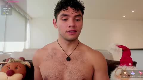 Snapshot of thiago_l chatting on 12/19/25, 04:14 Just Thiago online show from 12/19/25, 04:14