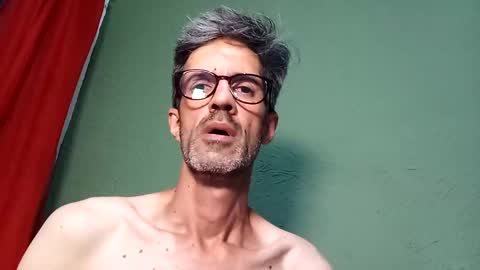 Snapshot of thiago_sexlover chatting on 12/20/24, 12:52 Thiago sexlover online show from 12/20/24, 12:52