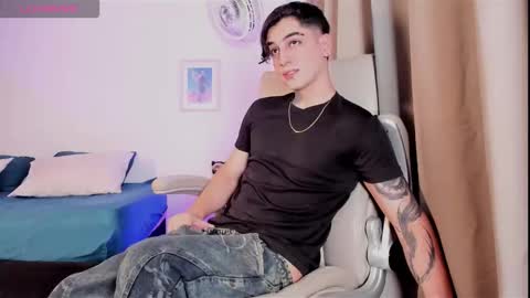 Thiago Winteer online show from 03/29/26, 02:22