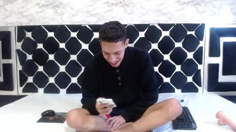 Thiago   online show from 06/03/26, 02:33