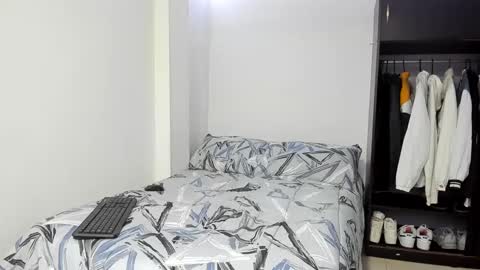 Thiago Wells online show from 12/04/24, 10:41