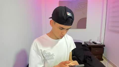 Thiago Wells online show from 03/12/25, 03:02