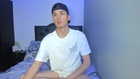 Thiago Wells online show from 12/02/25, 01:55