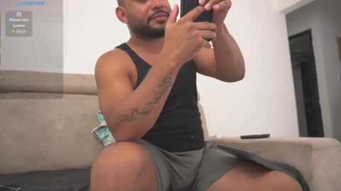 Snapshot of thiagoxbig chatting on 05/23/26, 10:47 thiagoxbig online show from 05/23/26, 10:47
