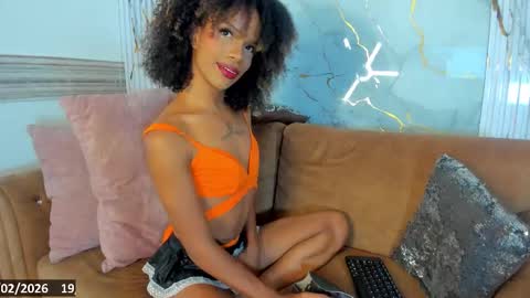 Snapshot of thiana_rogers chatting on 02/19/26, 08:05 Thiana Rogers online show from 02/19/26, 08:05