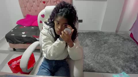 Snapshot of thianahornyy chatting on 02/17/26, 12:45 thianahornyy online show from 02/17/26, 12:45