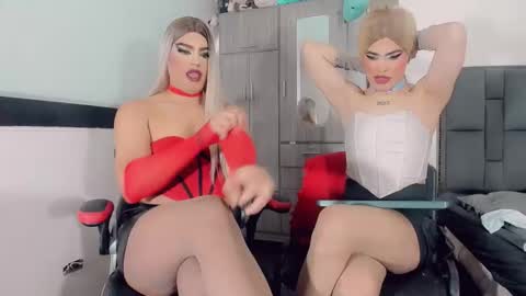 Snapshot of thiara_veky chatting on 11/29/25, 07:39 Thiara online show from 11/29/25, 07:39