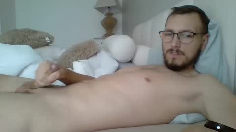 Snapshot of thib9223 chatting on 03/29/26, 02:39 thib9223 online show from 03/29/26, 02:39