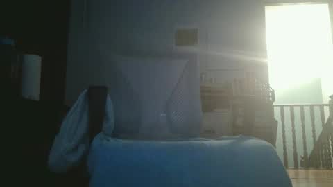 Snapshot of thick2handcurve chatting on 12/16/24, 12:38 thick2handcurve online show from 12/16/24, 12:38