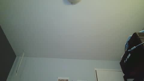 Snapshot of thick2handcurve chatting on 12/27/24, 02:58 thick2handcurve online show from 12/27/24, 02:58