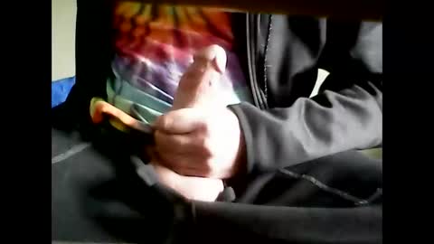 Snapshot of thick9dtf chatting on 01/18/25, 04:10 thick9dtf online show from 01/18/25, 04:10