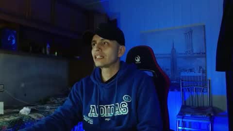 Latino 8.5 inches online show from 02/22/26, 10:08