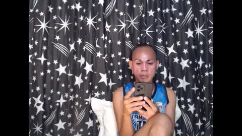 gil online show from 03/02/25, 12:01