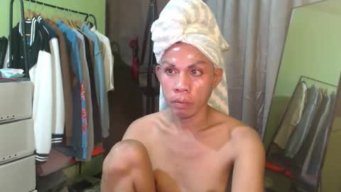 gil online show from 10/04/25, 12:30