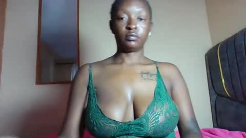 thick_booby83 online show from 03/22/26, 12:30