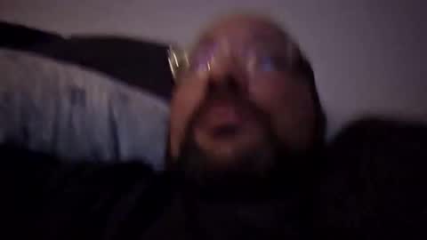 Snapshot of thick_cock_al chatting on 12/21/25, 05:03 thick_cock_al online show from 12/21/25, 05:03
