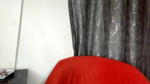 Snapshot of thick_jojo chatting on 11/24/25, 09:42 Call me Taliee online show from 11/24/25, 09:42