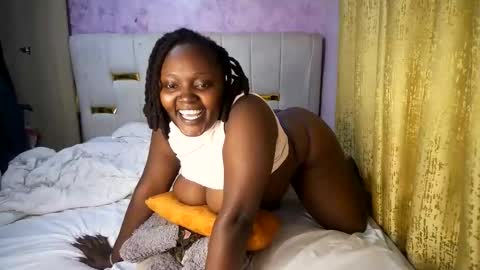 thick_n_flirty online show from 05/24/26, 03:28