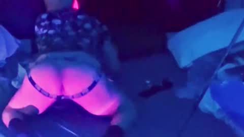 thickascole online show from 04/21/26, 12:01