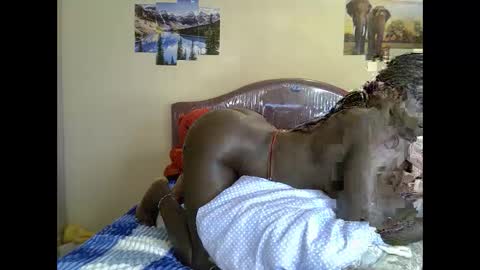 Snapshot of thickassvillageebony chatting on 10/07/25, 04:53 thickassvillageebony online show from 10/07/25, 04:53