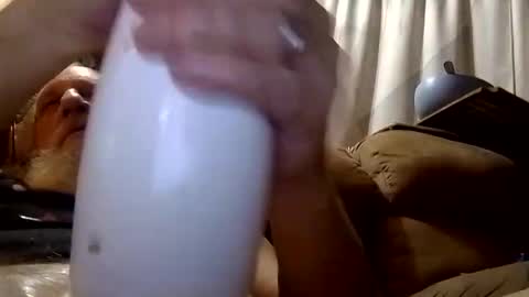 Snapshot of thickcock0008 chatting on 02/14/25, 04:09 thickcock0008 online show from 02/14/25, 04:09