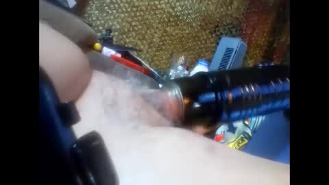 Snapshot of thickcock00088 chatting on 01/03/25, 01:25 thickcock00088 online show from 01/03/25, 01:25