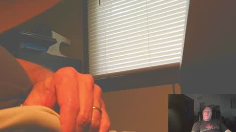 Snapshot of thickcock4u1105 chatting on 04/01/26, 01:23 thickcock4u1105 online show from 04/01/26, 01:23